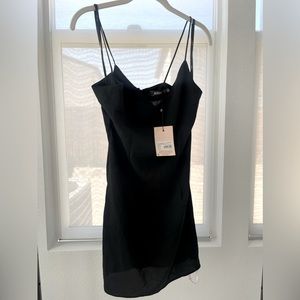 MISSGUIDED V-Neck Cami Strap Slip Dress XS size 0